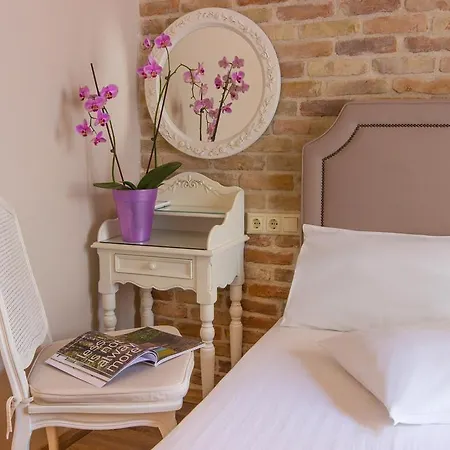 فندق Galini لايميناس